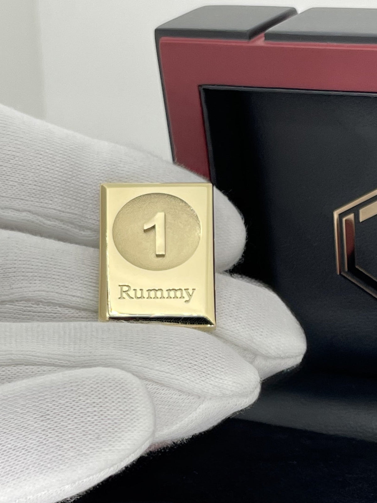 RUMMY · Handgefertigt aus massivem Gold & Silber.