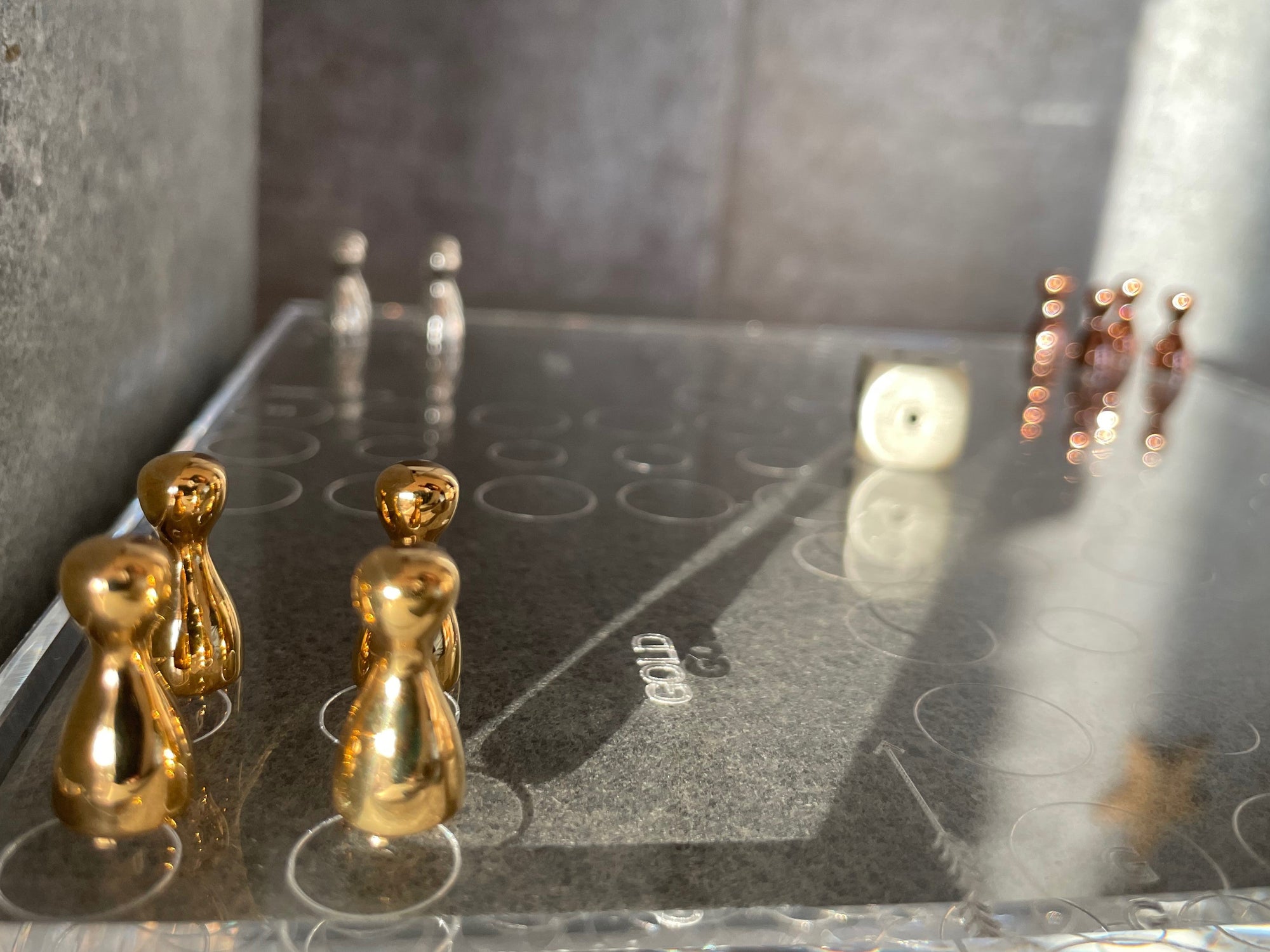 LUDO BRETTSPIEL · Handgefertigt aus massivem Silber.