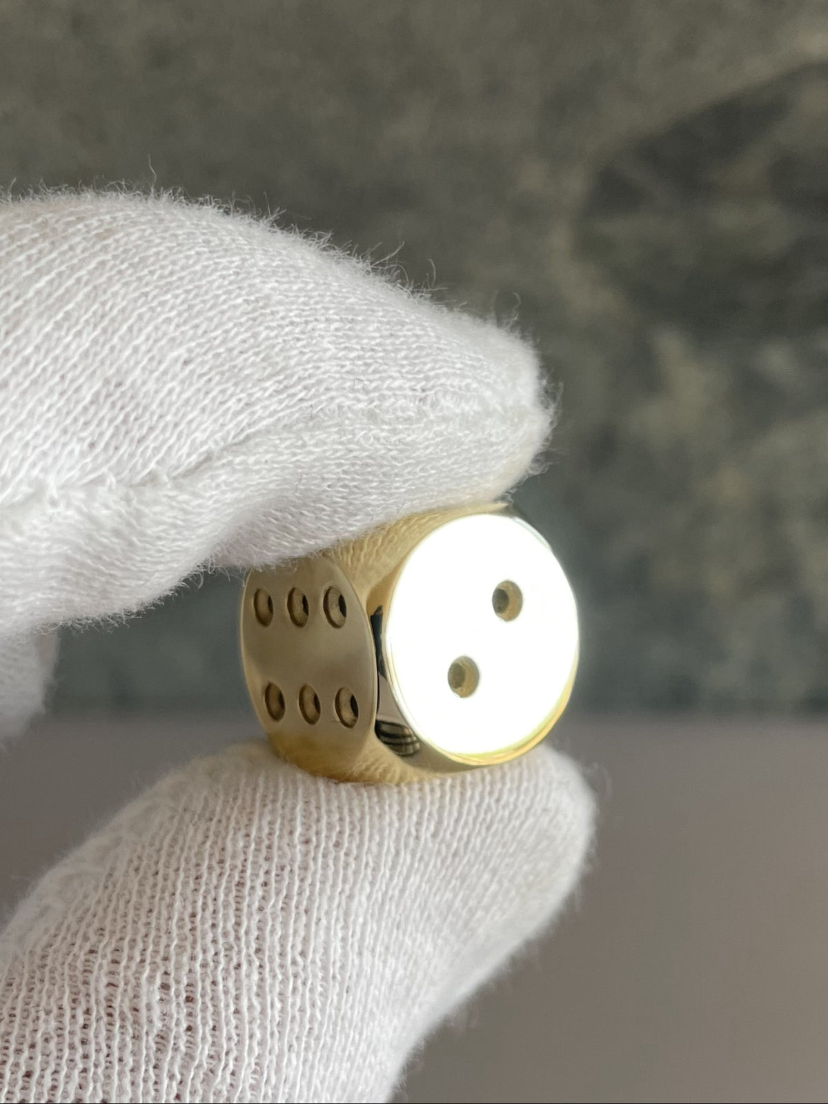 Solid 18k gold dice 16mm