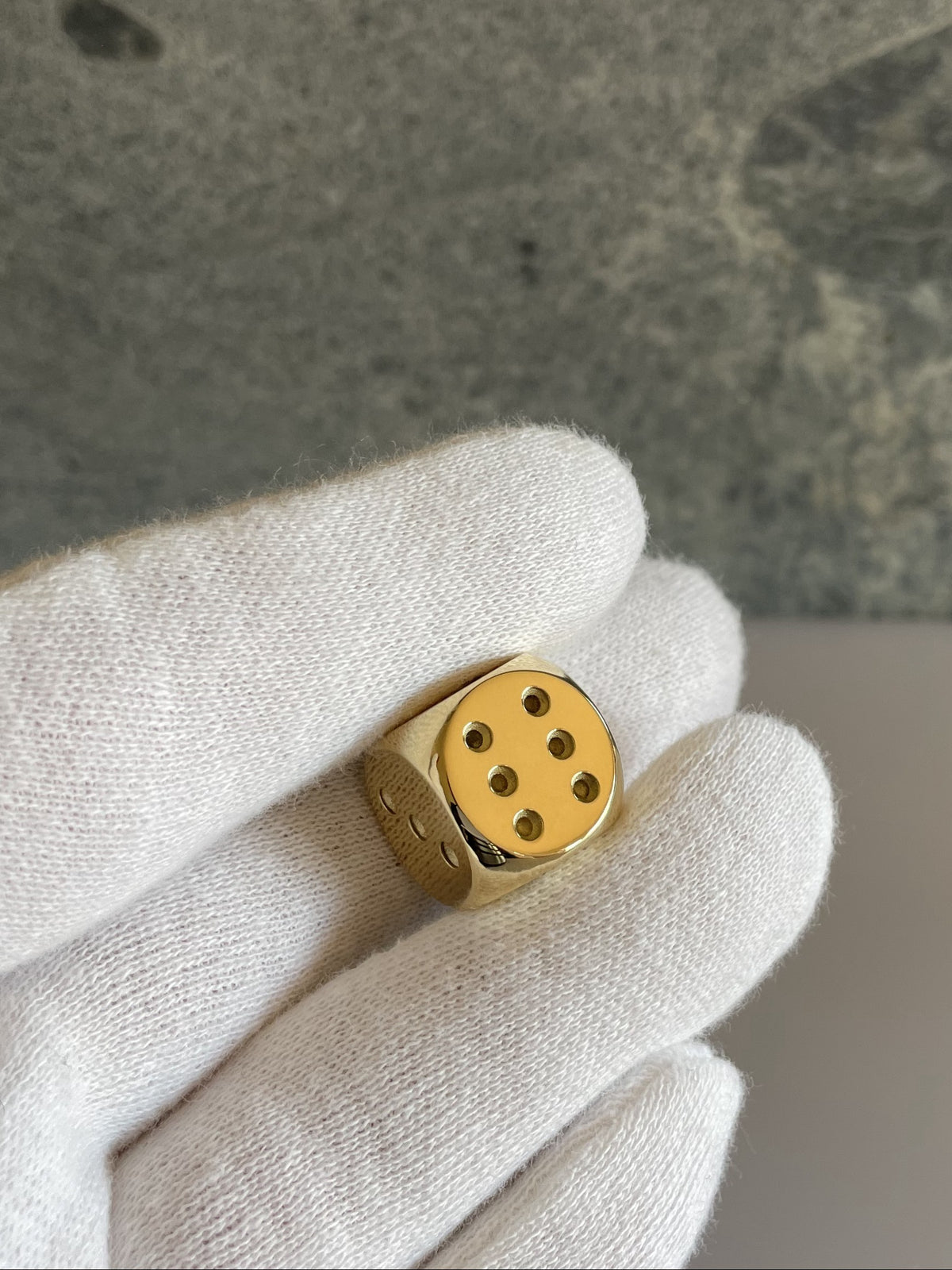 18k gold dice