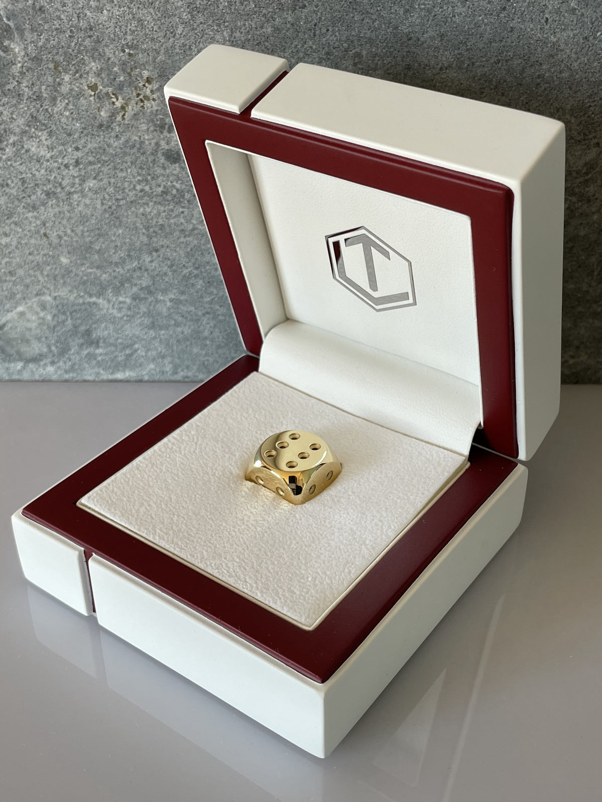 18k gold dice