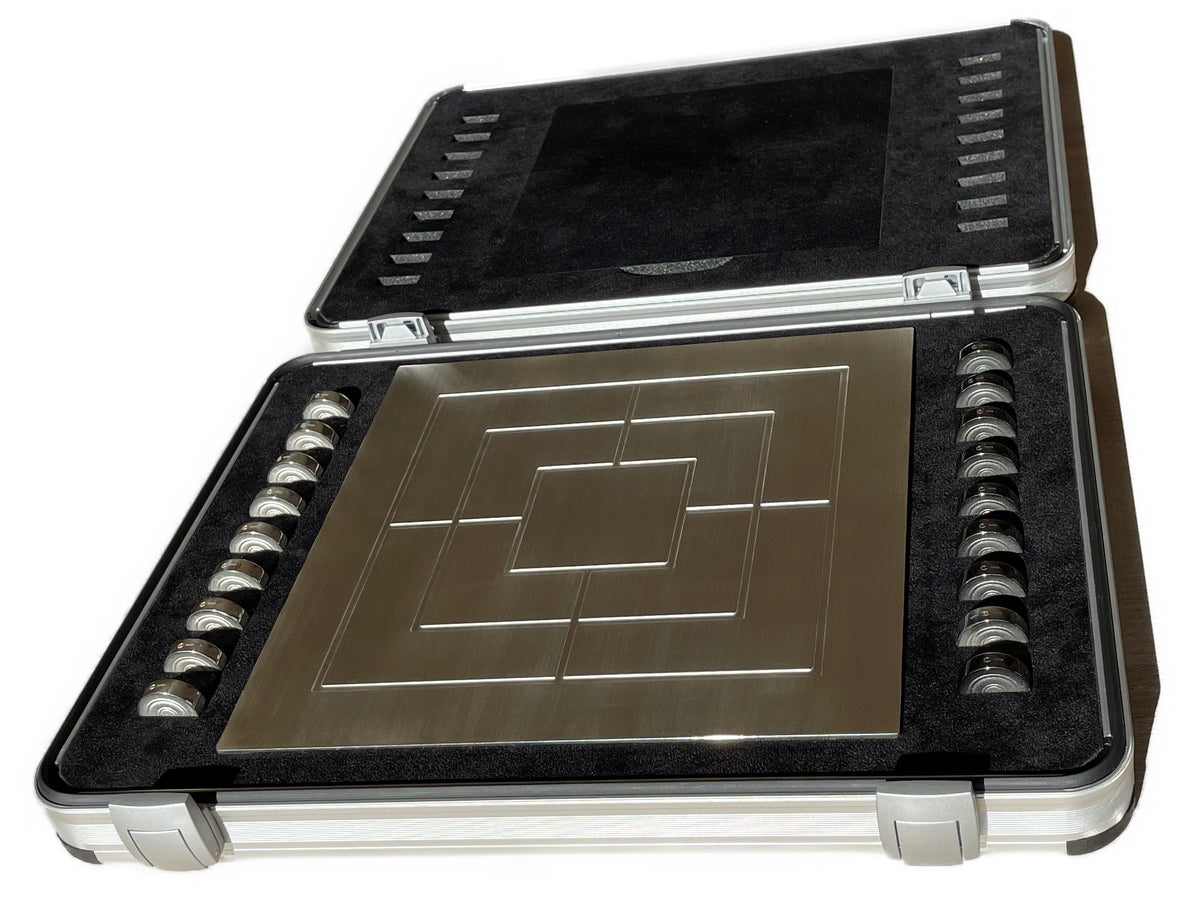 Solid Silver Board Game Nine Mens Morris Silver Black Rhodium-Plated and Silver Pieces in Holder - Brettspiel Mühle Silber und Schwarz Spielsteine in Halterung