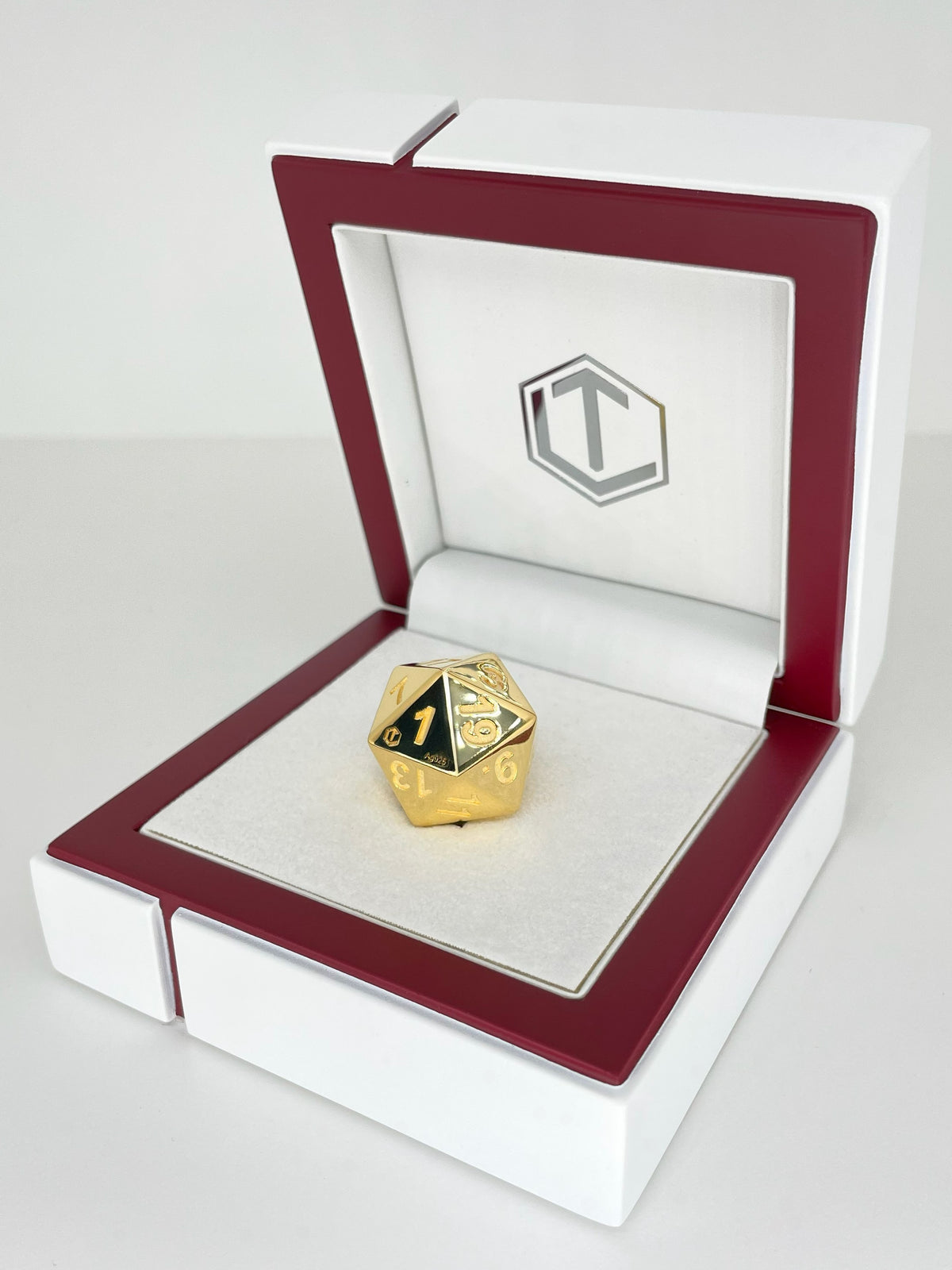 D20 Dice Sterling Silver 18-karat gold-plated in white case - D20 Goldwürfel im Etui