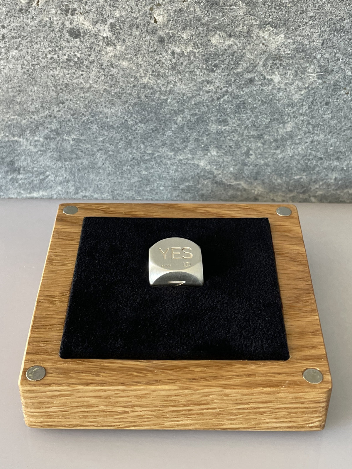 Decision Dice Silver brushed