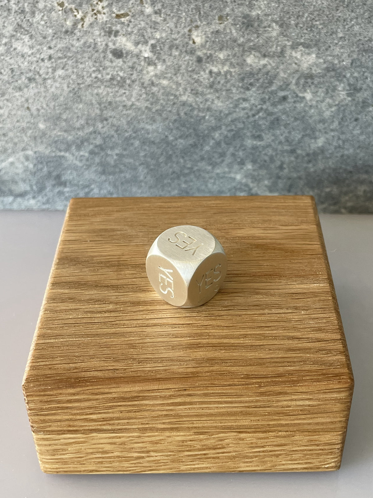 Decision Dice Silver brushed