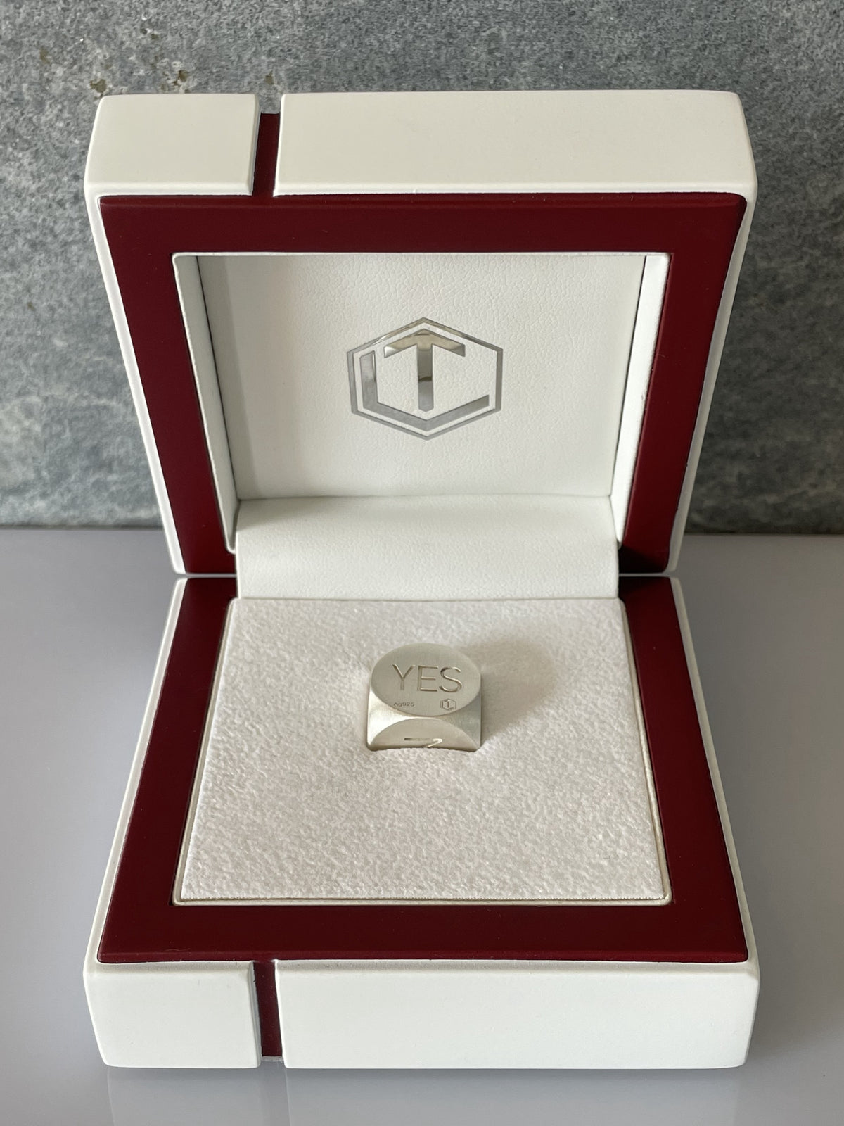 Decision Dice Silver brushed