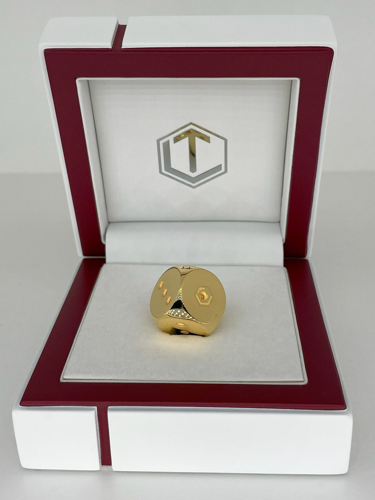 Dice 18-Karat Gold-Plated No 1 polished_in Case white front - Goldwürfel im weissen Etui