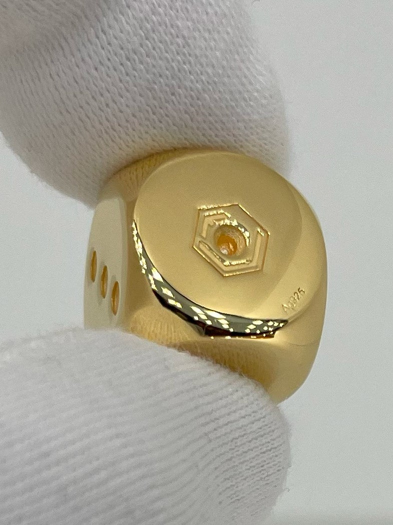 Dice 18-Karat Gold-Plated in two fingers No 1 polished - Goldwürfel