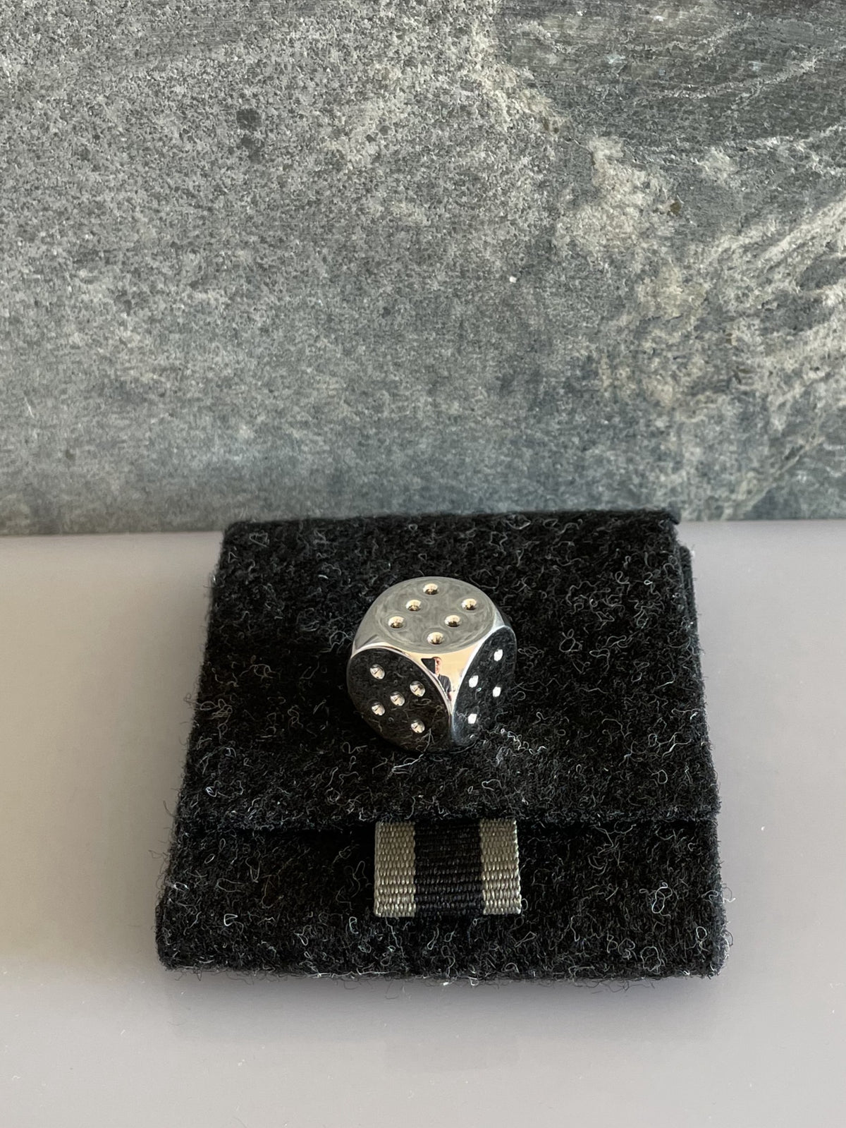 Dice 1 Ounce Fine Silver presented on case