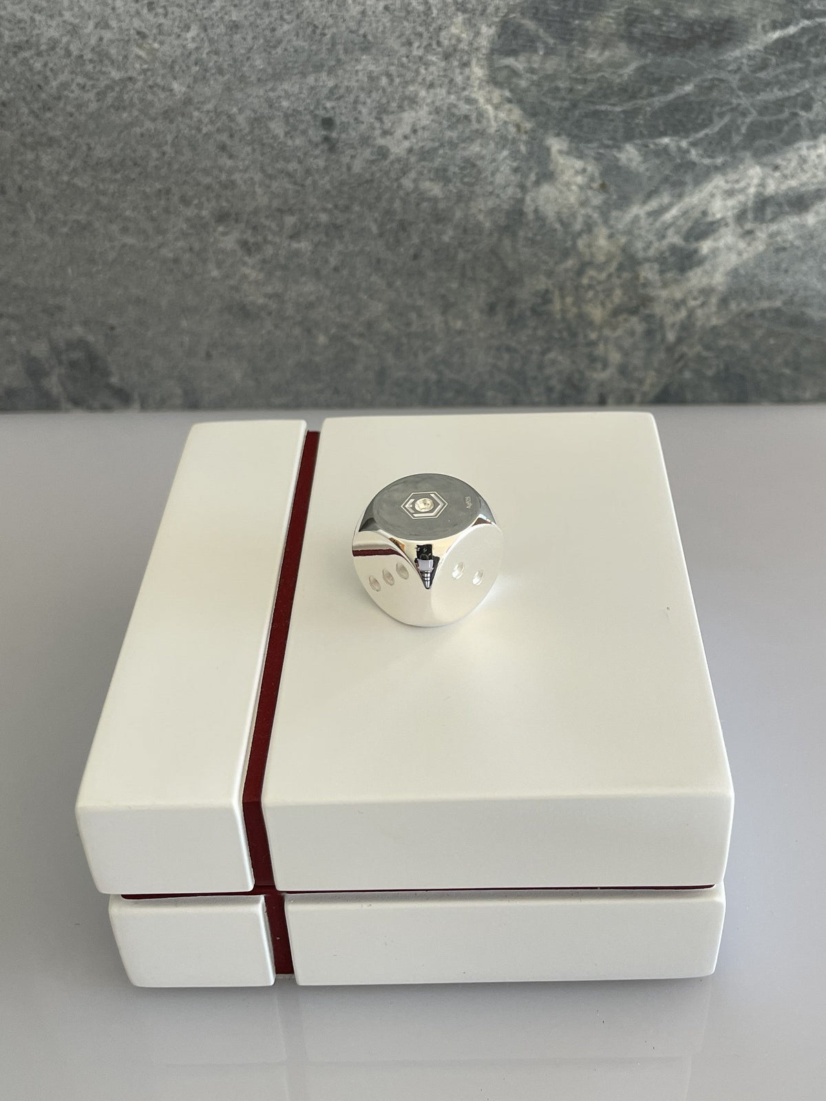 DiceSilver on black case no1