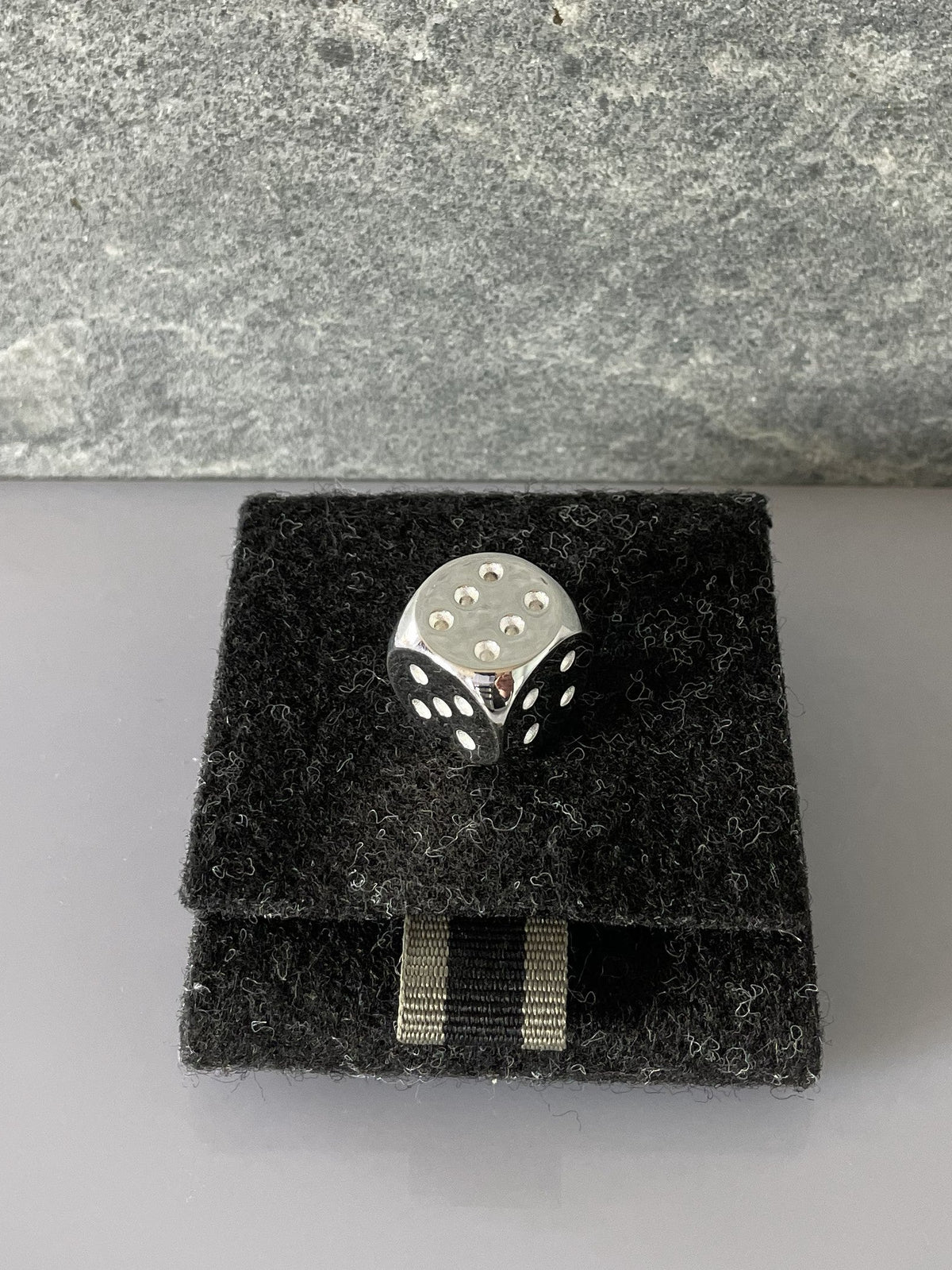 Dice Silver polished on felt case n6 5 4 