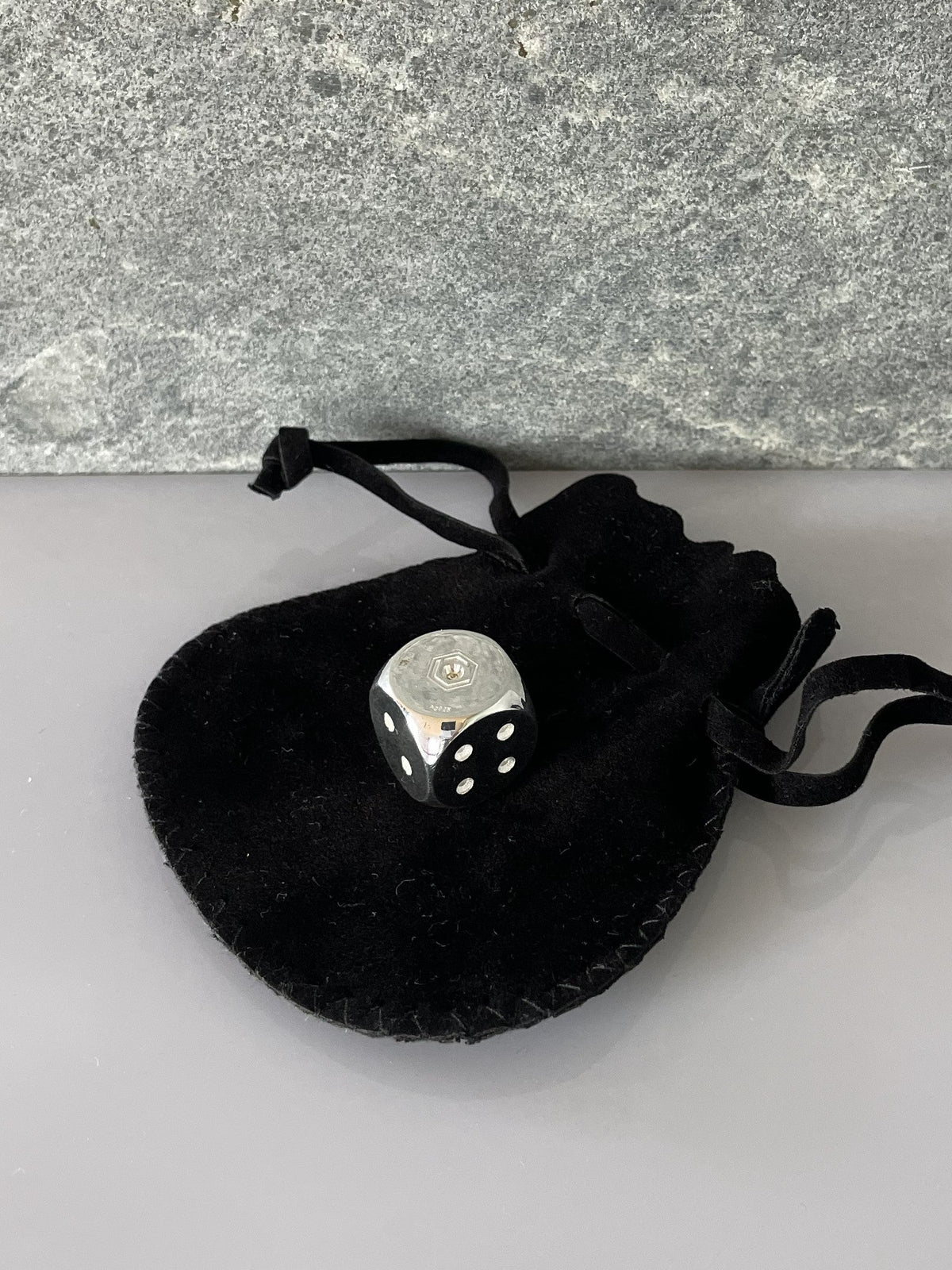 Dice Silver polished on velvet case no 1