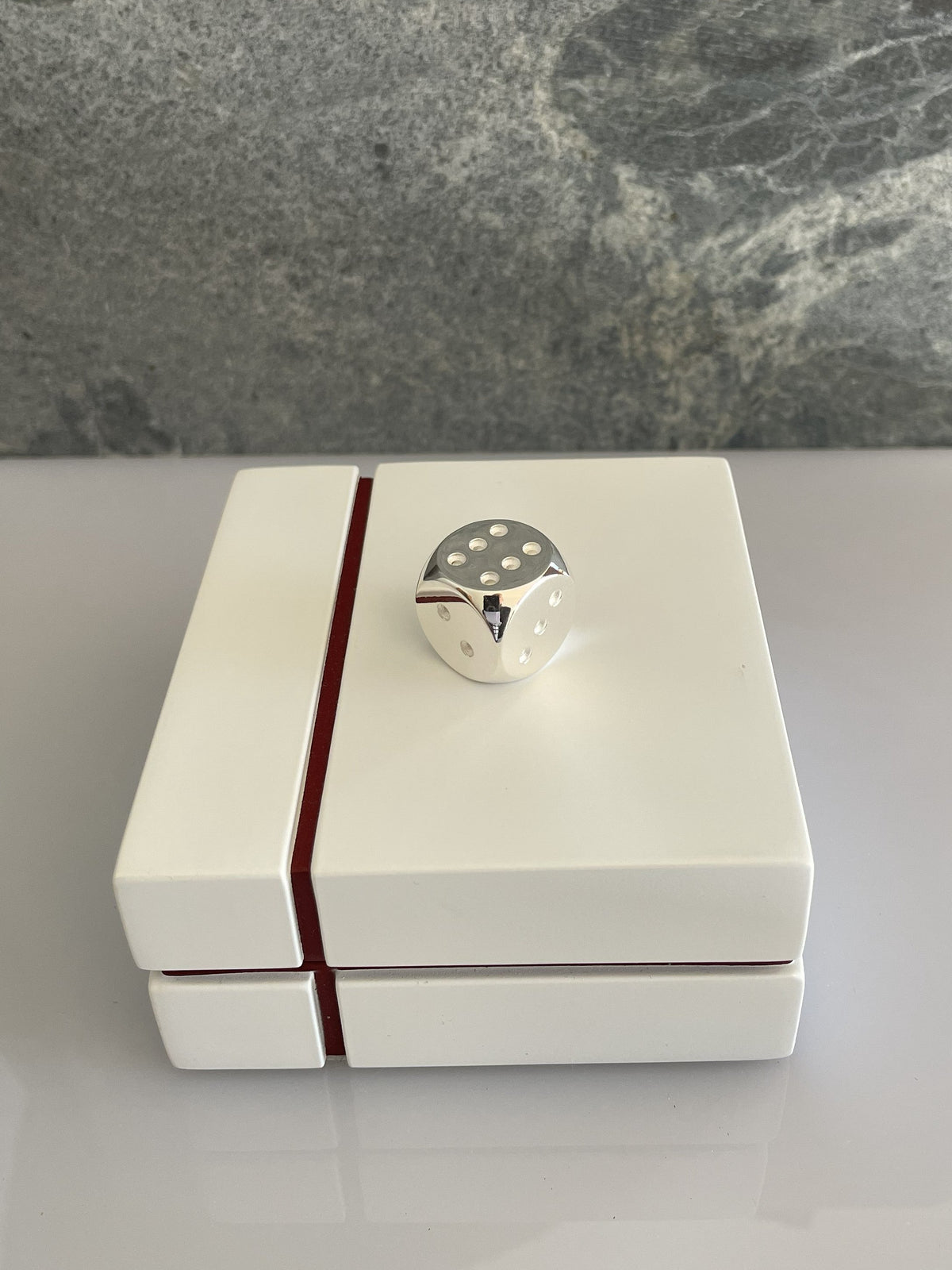 Dice on white case no3