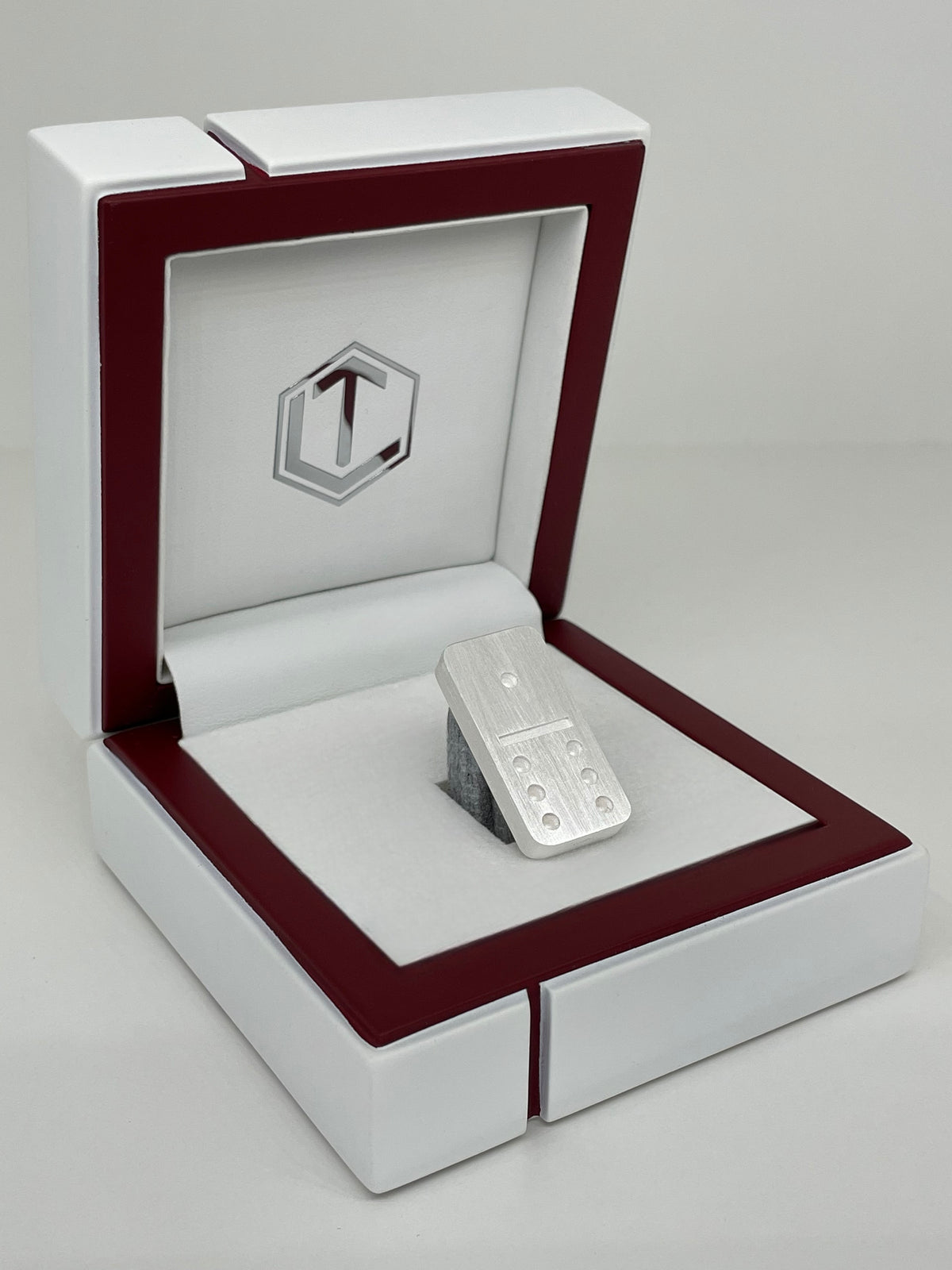 Domino Sterling Silver brushed White Case - Dominostein Silber im weissen Etui 1