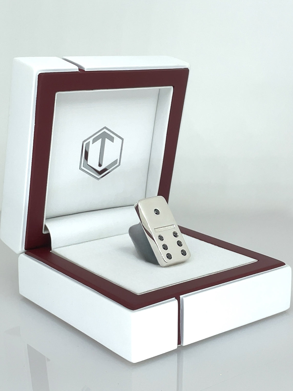 Domino Sterling Silver with Diamonds in white case - Dominostein Silber mit Diamanten im Etui