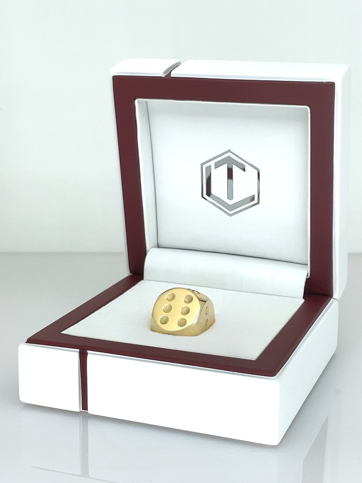 Gold Dice 18-karat solid in white Case - Goldwürfel aus 18 Karat Gold massiv im Etui
