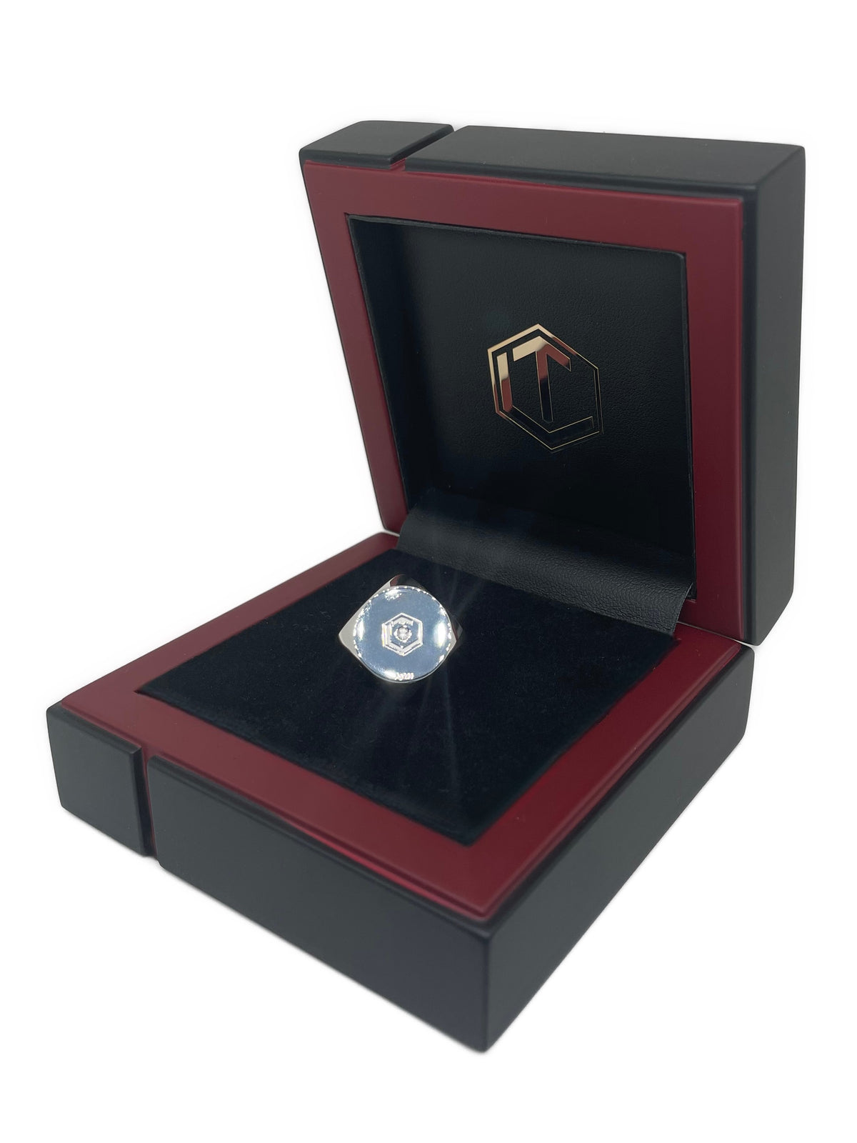 Dice 1 Ounce Fine Silver presented in case