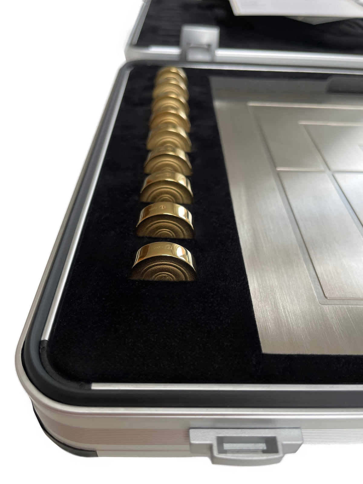 Nine Mens Morris 18-karat gold-plated game pieces in holder - Mühlespiel aus Gold Steine in Halterung