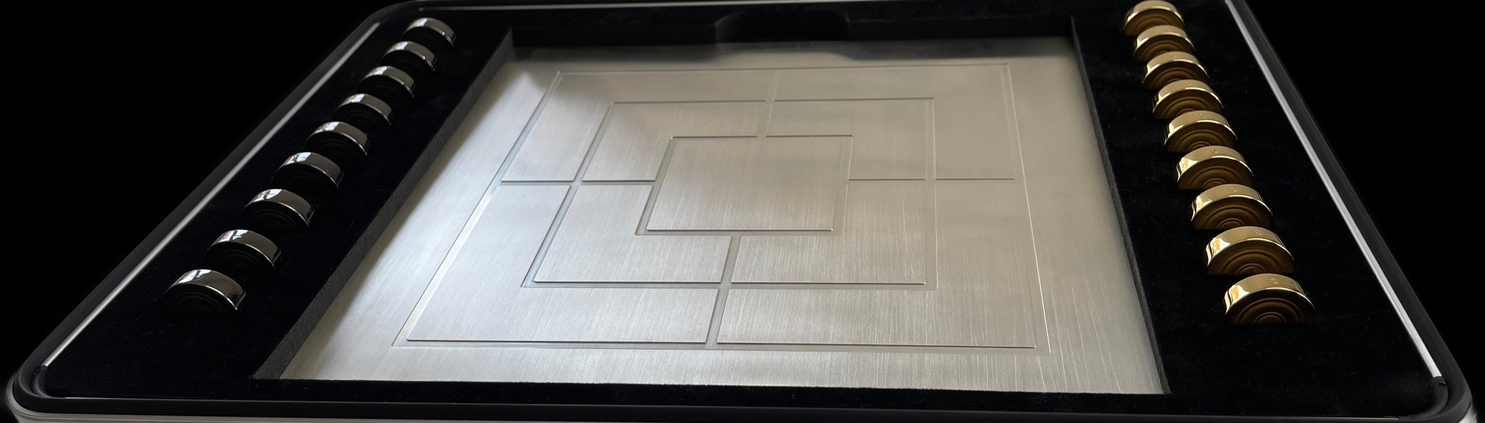 Nine Mens Morris Gold_BlackRhodium_Silver