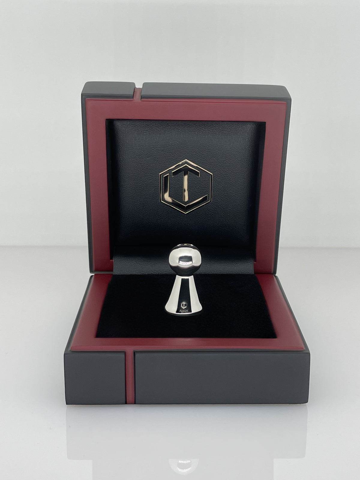 Play Figurine Sterling Silver in Black Case - Spielfigur aus Sterlingsilber im Etui