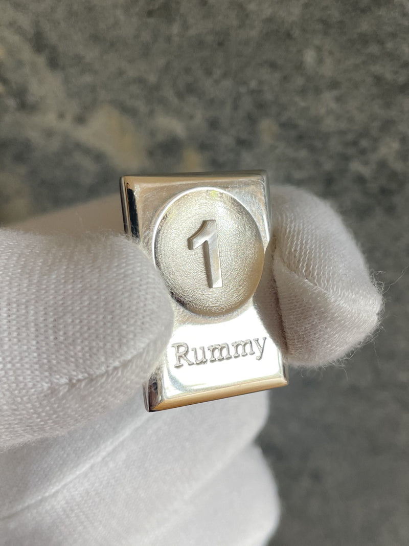 Rummy Silver in hand no1 front