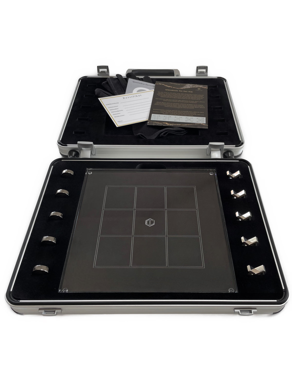 Solid Board Game Tic Tac Toe in Sterling Silver Game Pieces in Holder - Brettspiel Tic Tac Toe aus Silber Spielsteine in Halterung