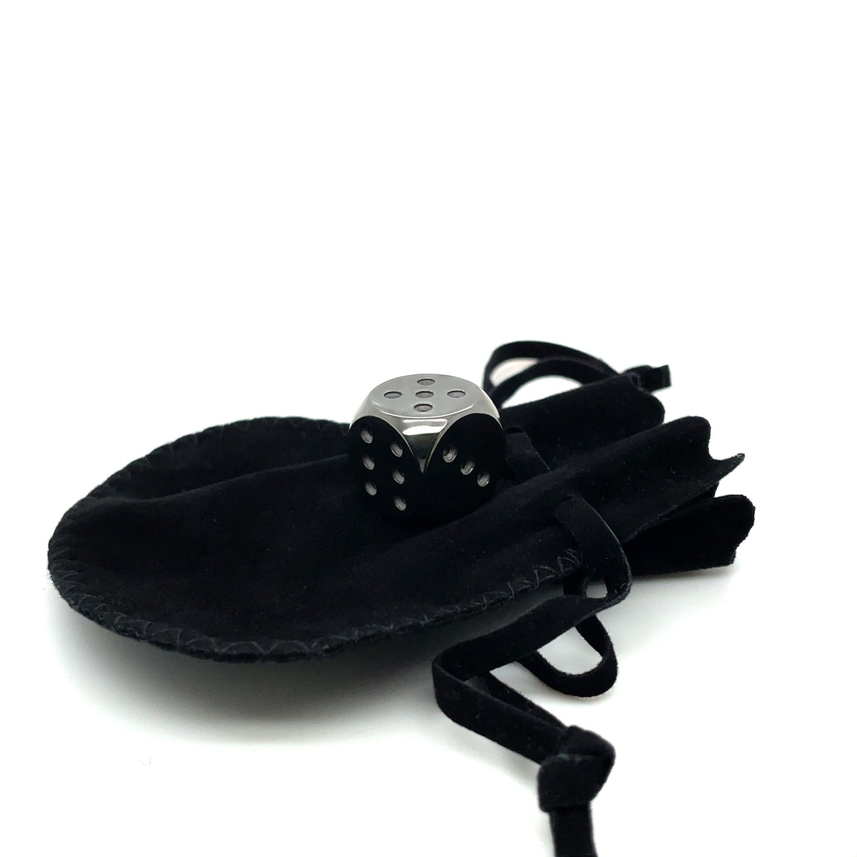 Solid Silver Dice black rhodium-plated on velvet case - Silberwürfel schwarz rhodiniert auf Etui