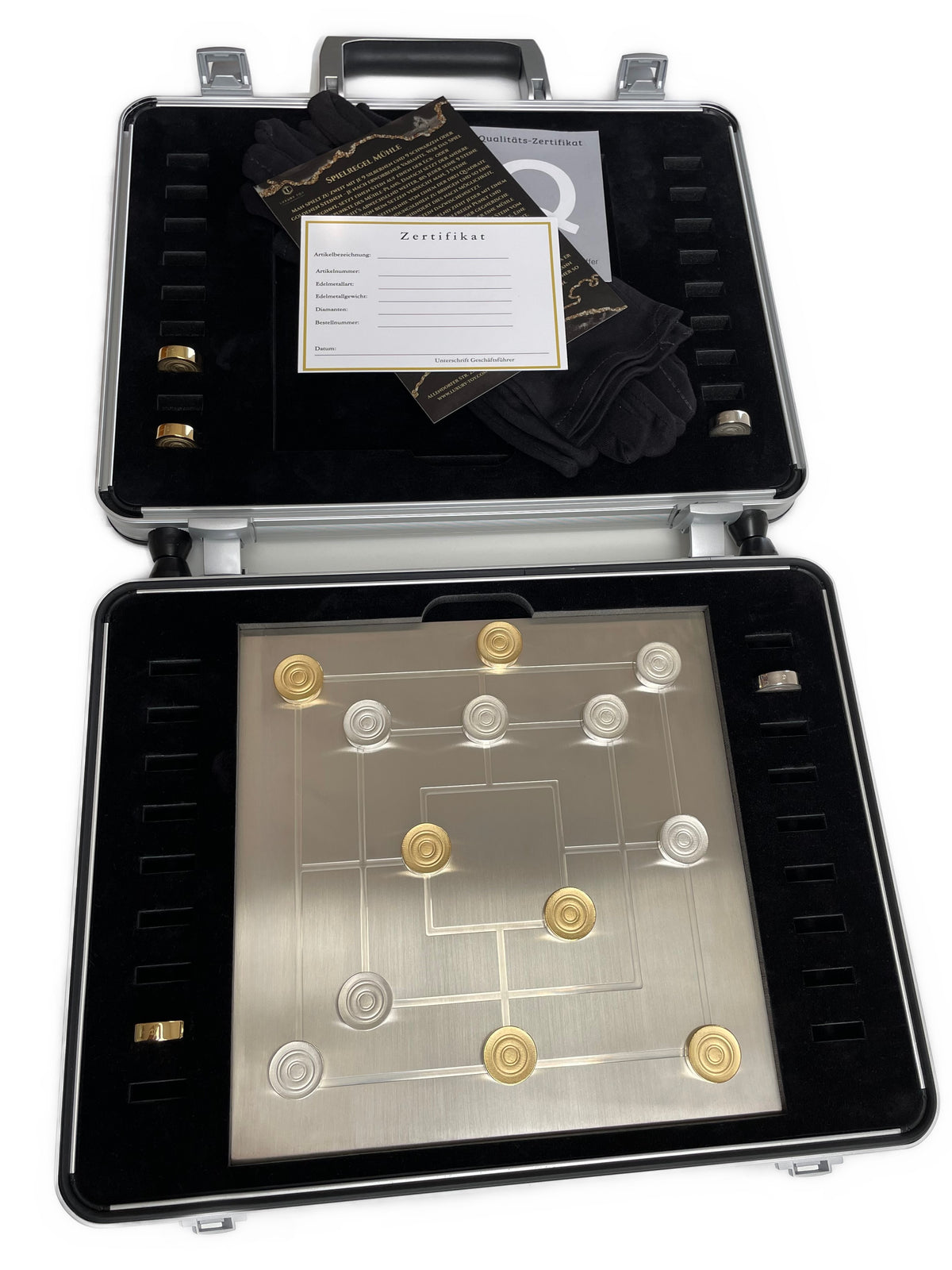 Solid Silver Nine Mens Morris Silver 18-karat Gold-plated in case - Mühlespiel Silber Gold Spielsituation