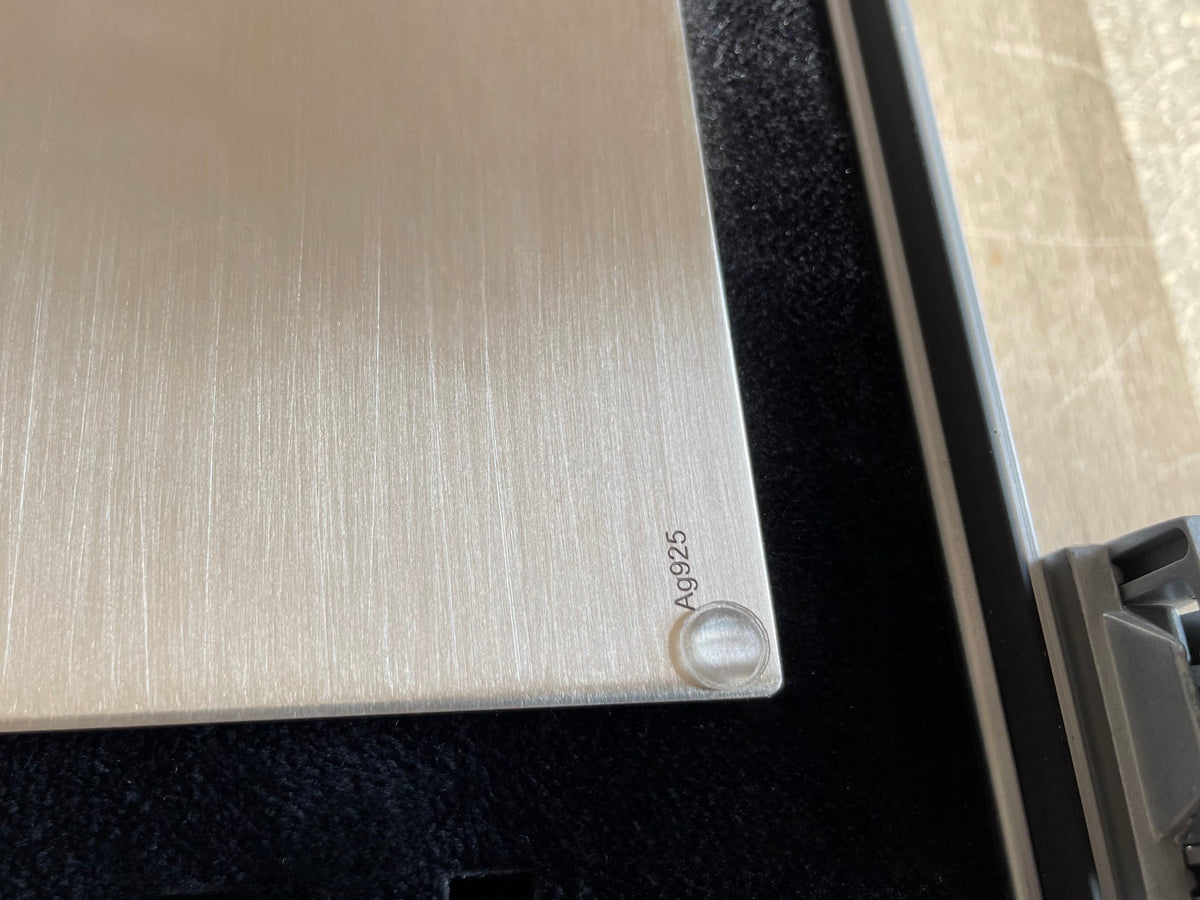 Solid Silver Nine Mens Morris Silver Board brushed hallmark - Mühlespiel Silber Spielbrett Rückseite Punzierung