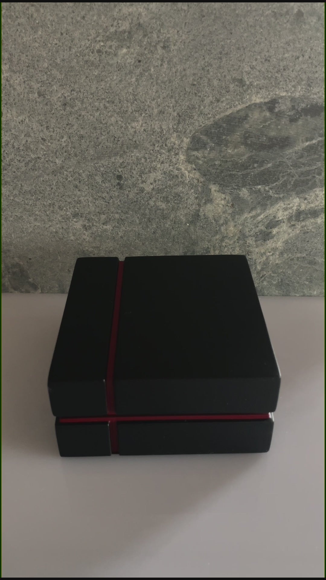 Silver Dice 14mm presented in case