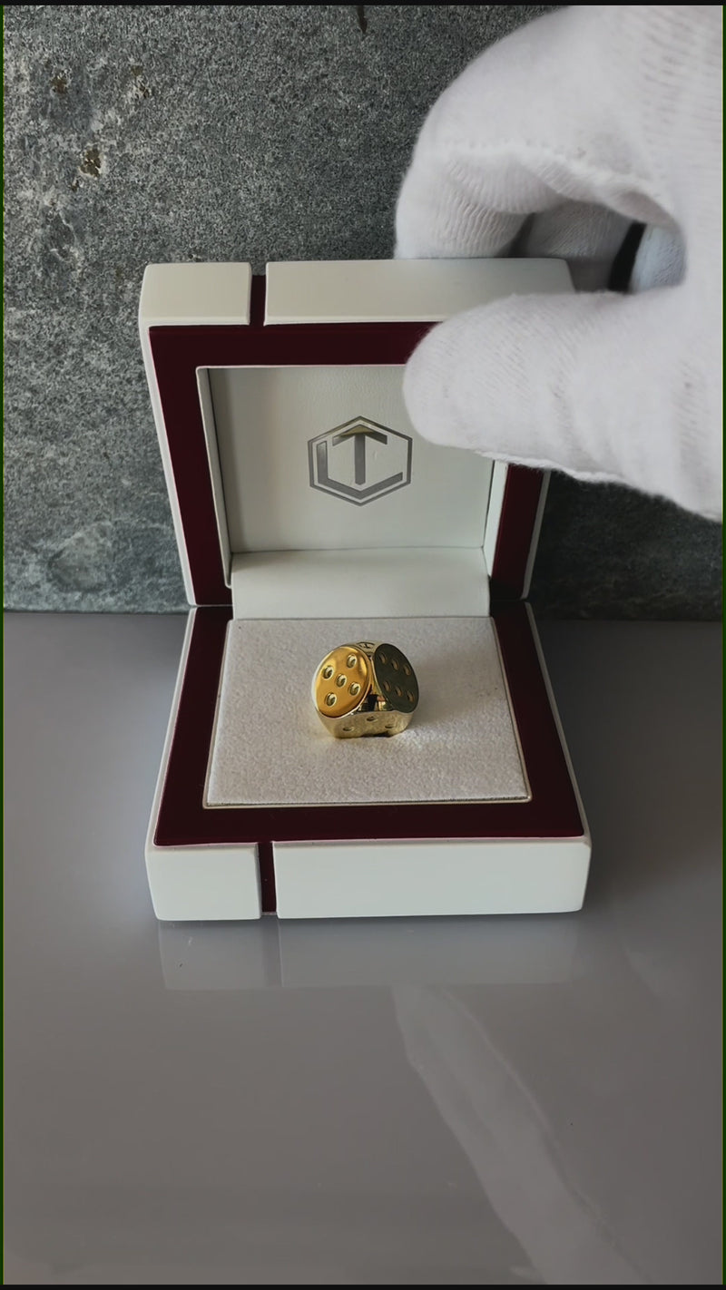 18k gold dice