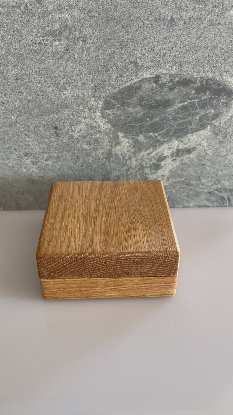 Decision Dice Silver Polished