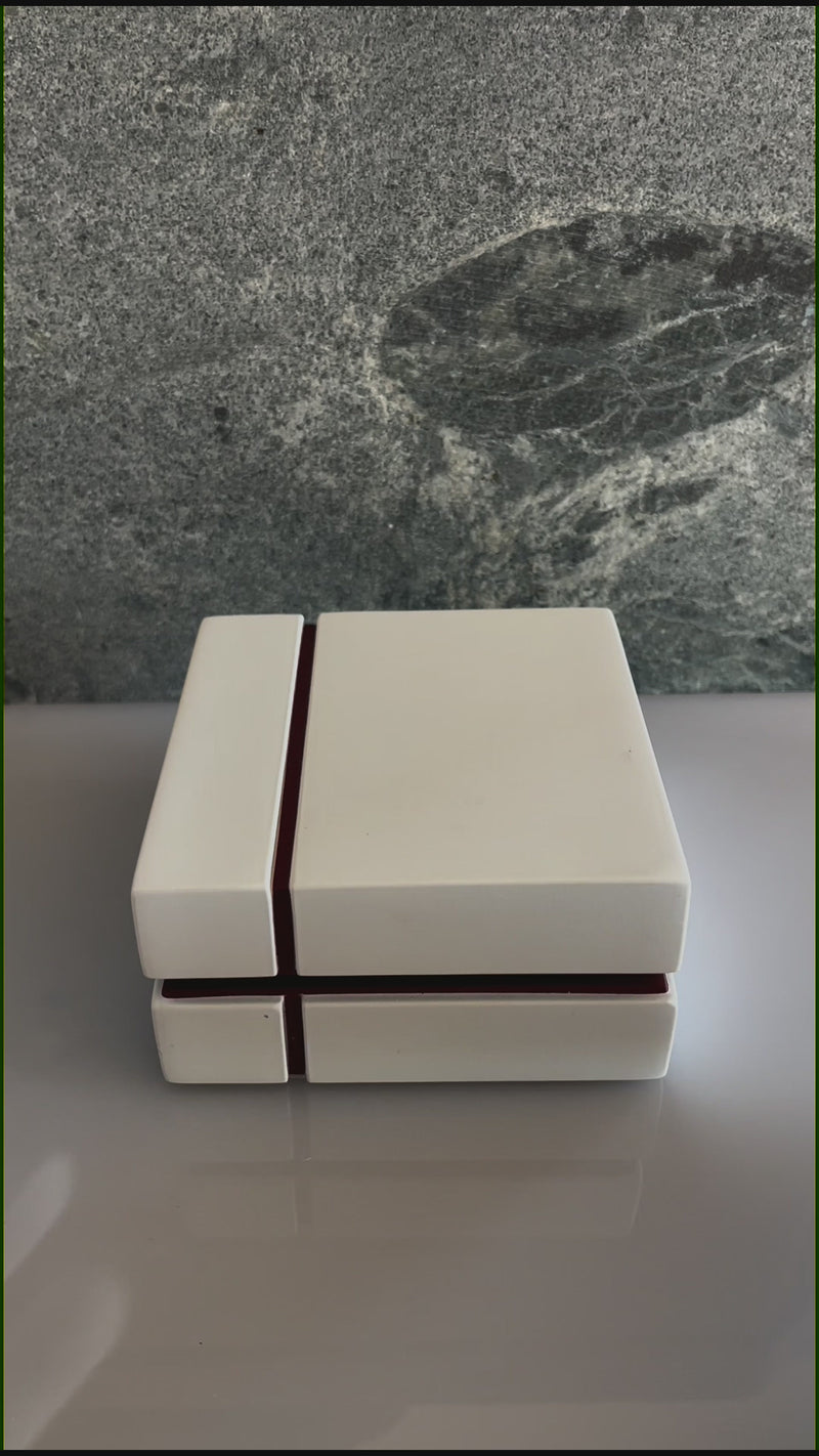 Dice Silver 16mm brushed presented with case