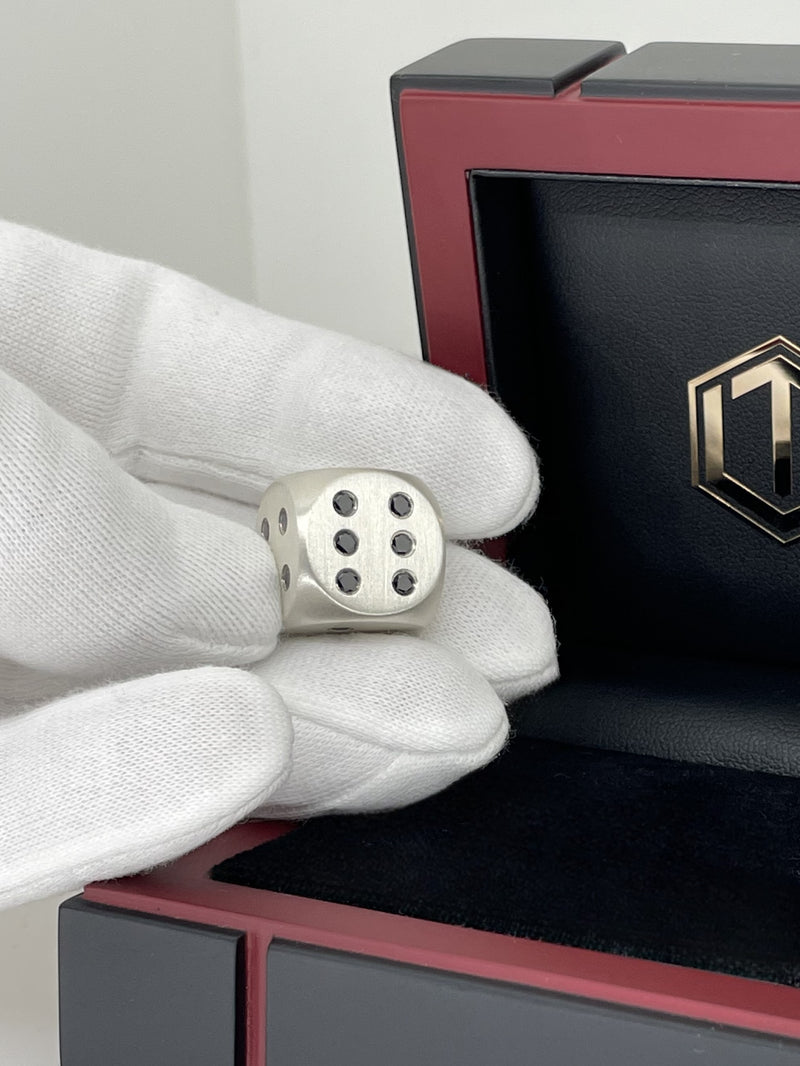 Silver Dice with black Diamonds brushed in Hand - Silberwürfle mit schwarzen Diamanten mattiert in der Hand